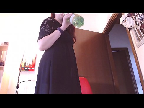❤️ Ein unterwürfiger Sklave, der schmutzige und üppige Höschen liebt, wird gezwungen zu masturbieren, nachdem er dieses Video gesehen hat! ❤️❌ Porno fb bei de.shufflesex.ru ❌❤